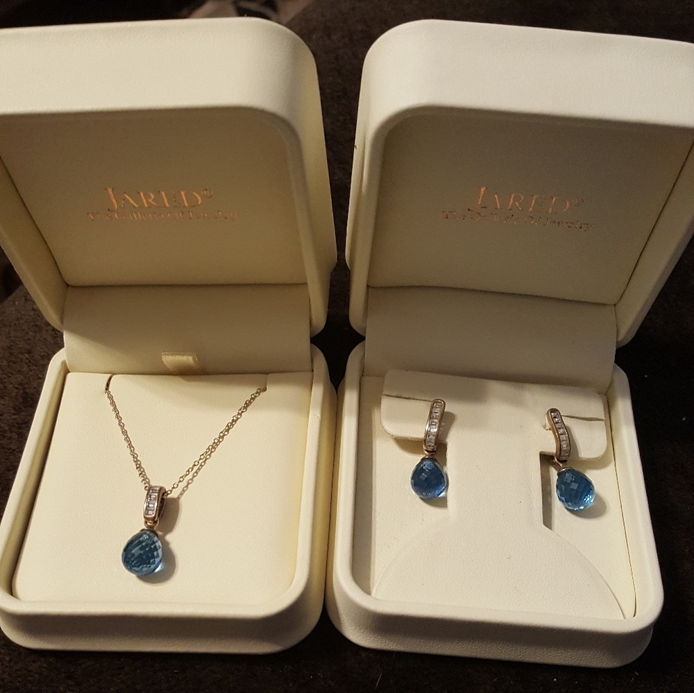Necklace & Earring set from Jared